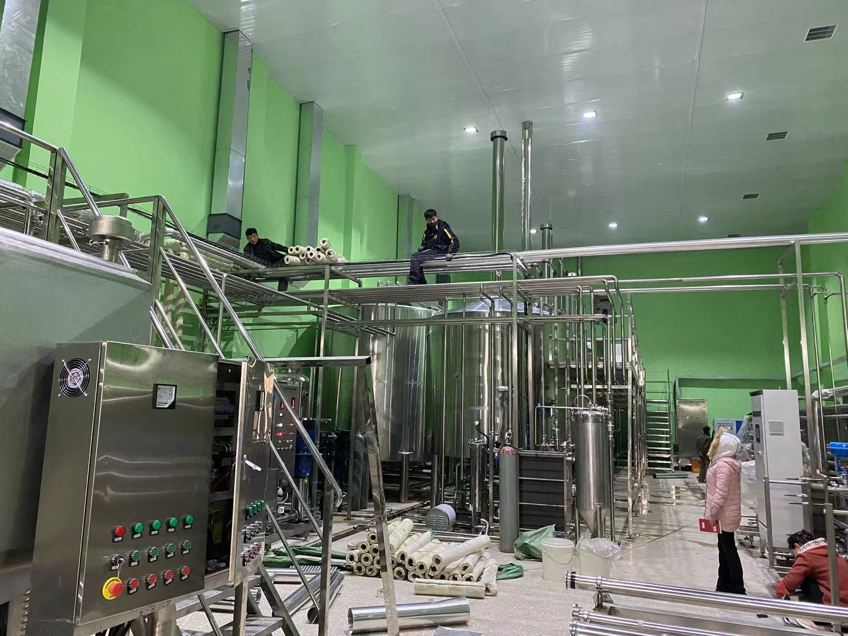 宁波精酿啤酒设备厂—精酿啤酒设备制造：传承工艺与创新科技的交融